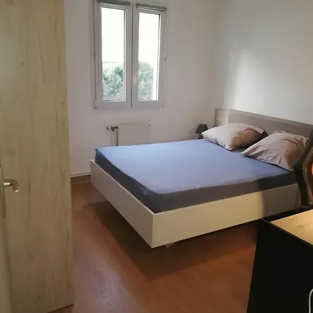Grand T3 Avec Clim, Parking Et Terrasse Privative - * Agen
