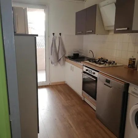 Apartment Grand T3 Avec Clim, Parking Et Terrasse Privative - Agen