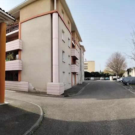 Grand T3 Avec Clim, Parking Et Terrasse Privative - * Agen